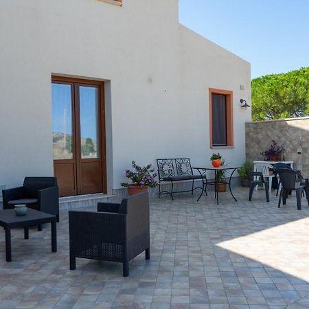 Dattilo B&B 4 Stagioni المظهر الخارجي الصورة